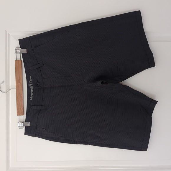 Hang Ten Hybrid 11 inch Flat Front Shorts Swimwear Grey Black size 32 NICE - Picture 11 of 11
